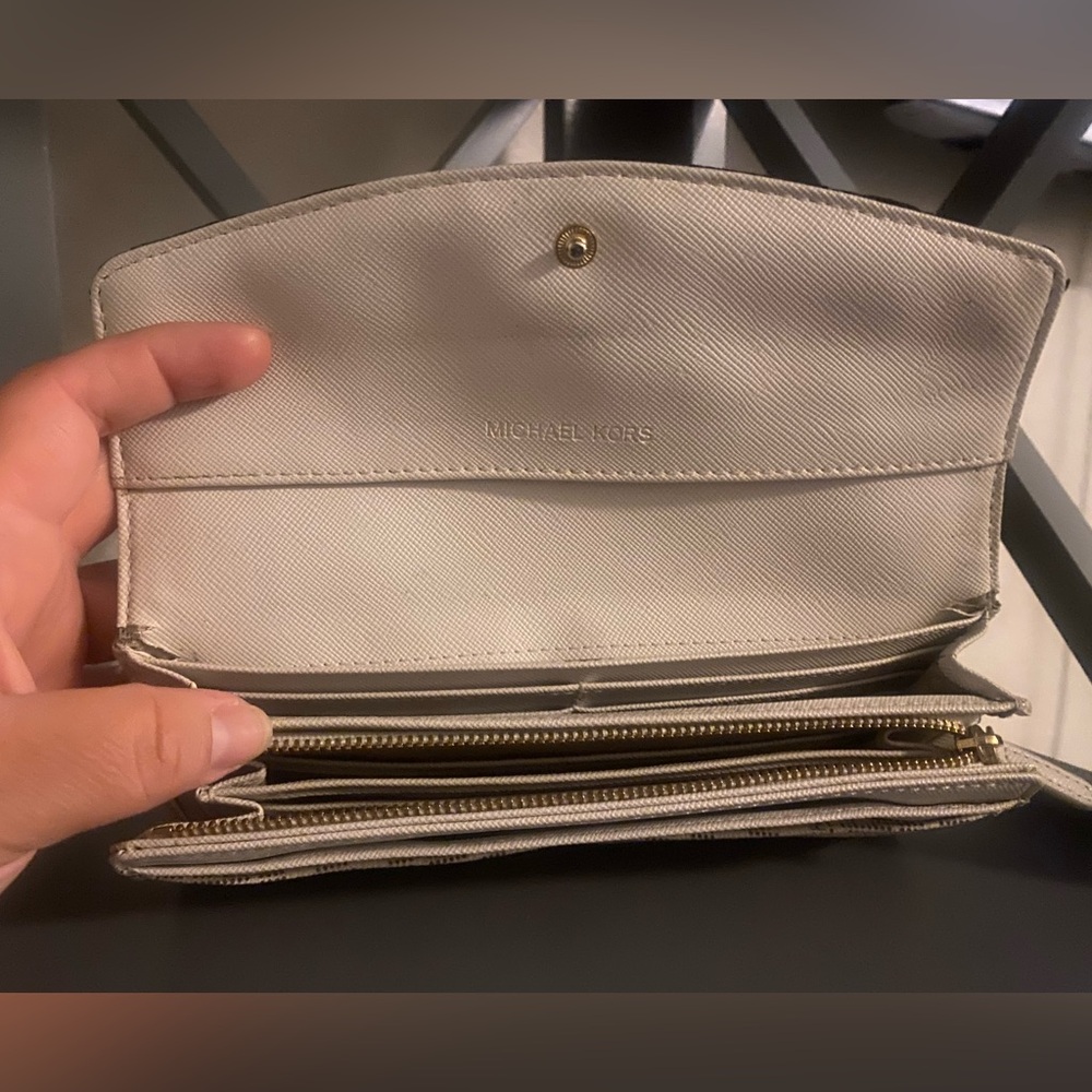 Michael Kors Beige Wallet
